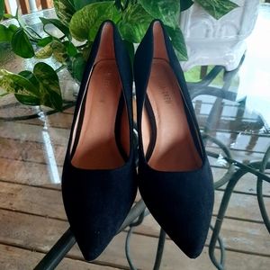 ModCloth Suede Heels